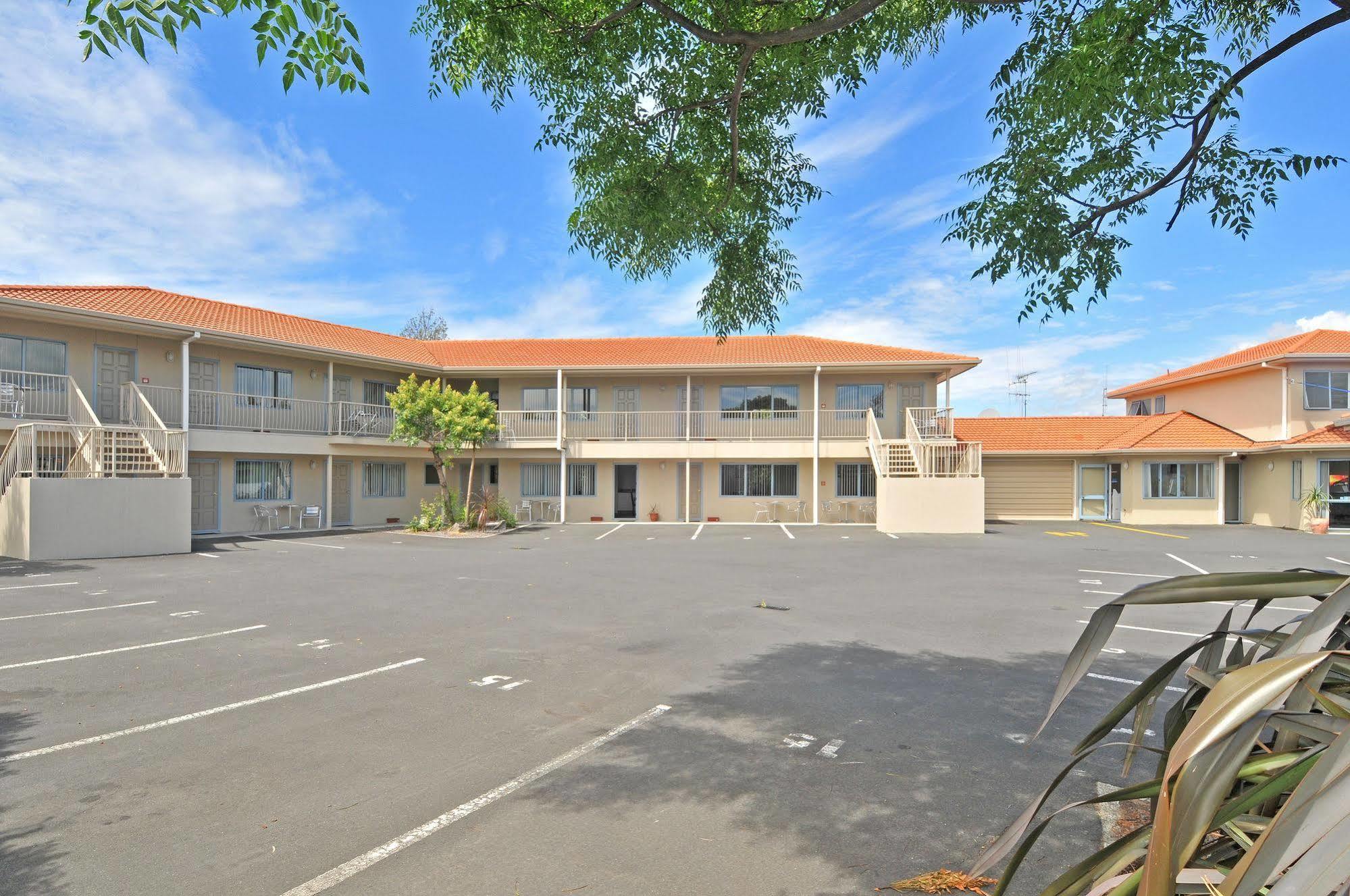 Gateway Motor Inn Mount Maunganui Buitenkant foto